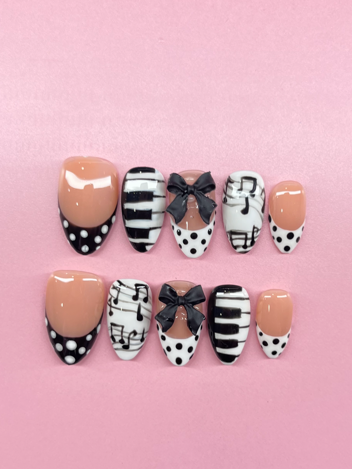 🎹🎶Musical Moments🎹🎶